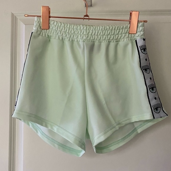 Chiara Ferragni 🧿 Track Short - Picture 7 of 9